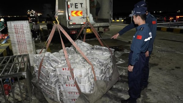 赣州达慧 涉案渔获40余吨！海警查获2起使用违规网具非法捕捞案